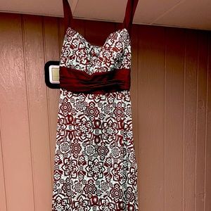 Size 14 sleeveless sun dress.